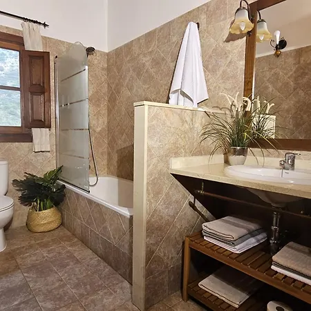 Holiday home Casitas Cueva Del Gato *