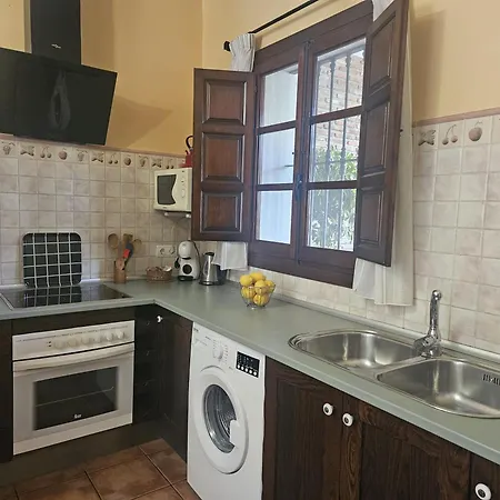 Casitas Cueva Del Gato Holiday home *