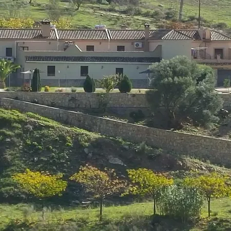 Casitas Cueva Del Gato Benaojan