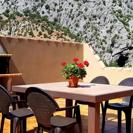 Casitas Cueva Del Gato Сasa de vacaciones