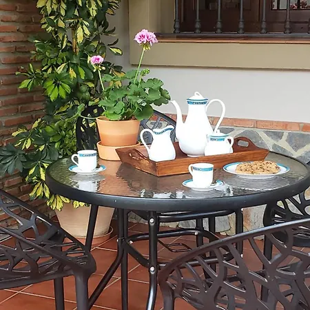 Holiday home Casitas Cueva Del Gato Benaojan