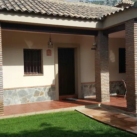 Casitas Cueva Del Gato *